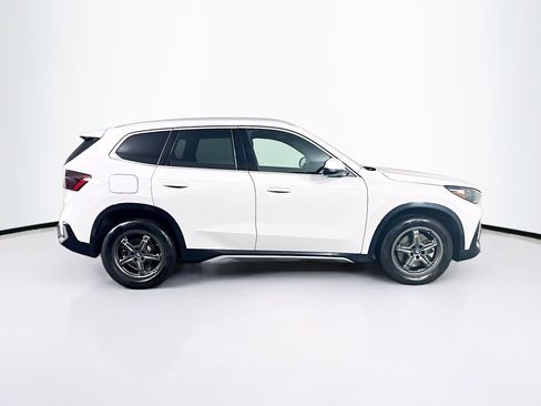 Used 2025 BMW X1 xDrive28i image 10