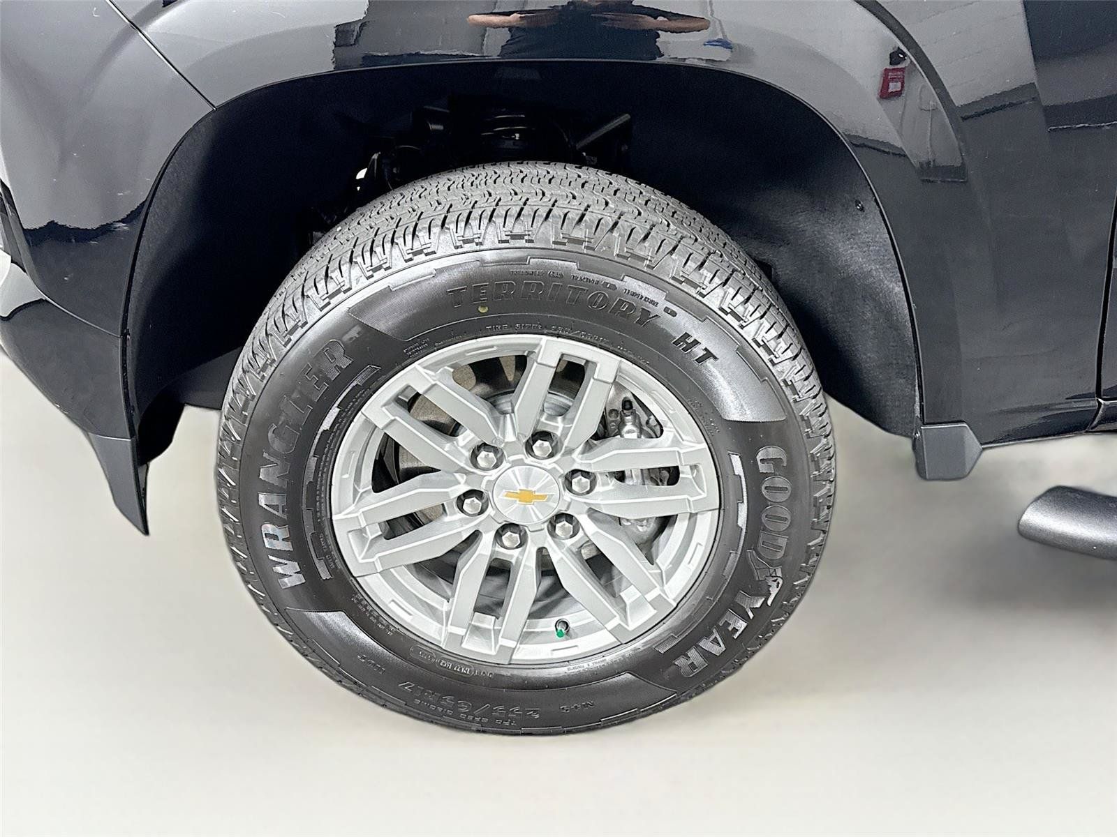 Used 2026 Chevrolet Colorado LT RWD image 43