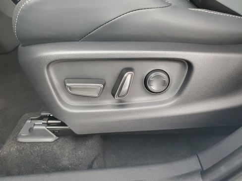 New 2026 Subaru Uncharted Premium FWD image 29