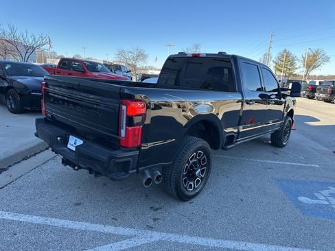 Used 2025 Ford F350 Platinum image 27
