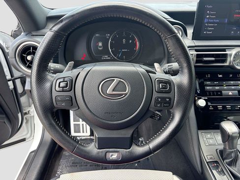 Used 2022 Lexus IS 350 F Sport RWD image 11