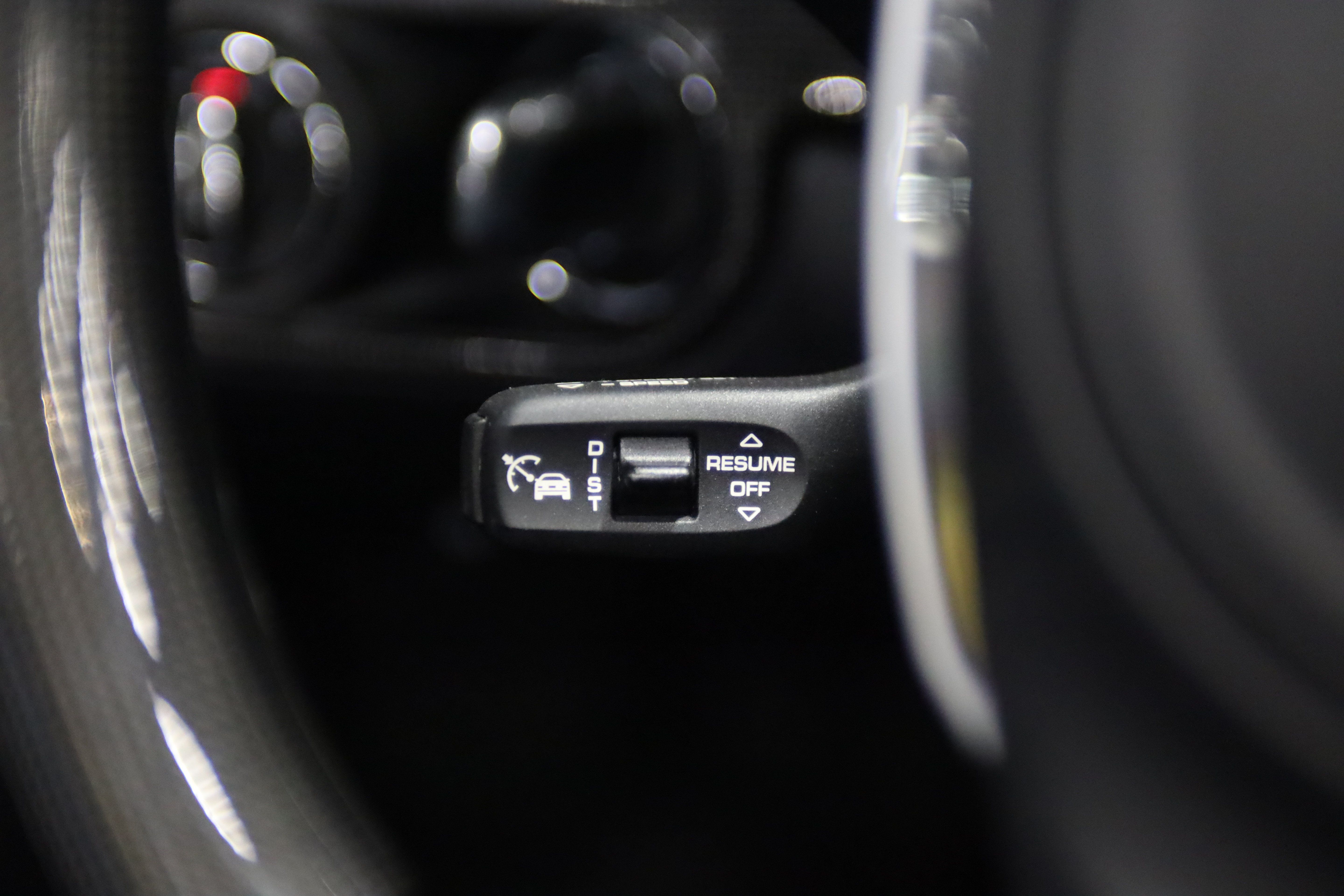 Used 2015 Porsche 911 Turbo S AWD/4WD image 25