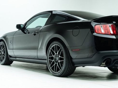 Used 2012 Ford Mustang Shelby GT500 w/ SVT Performance Pkg image 19