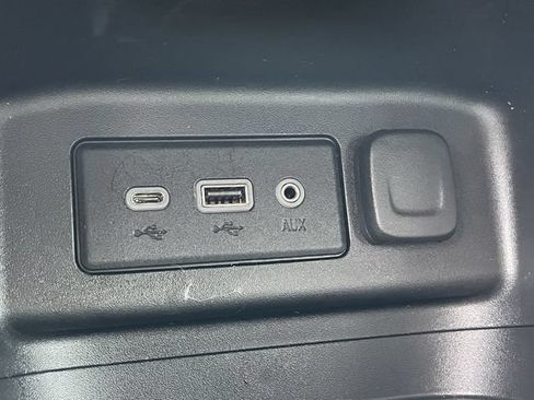 Used 2022 Chevrolet Equinox LT FWD image 20