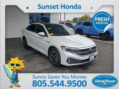 Used 2024 Volkswagen Jetta SEL image 1