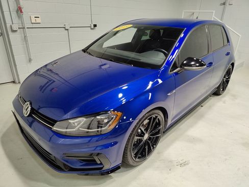 Used 2019 Volkswagen Golf R 4-Door image 17