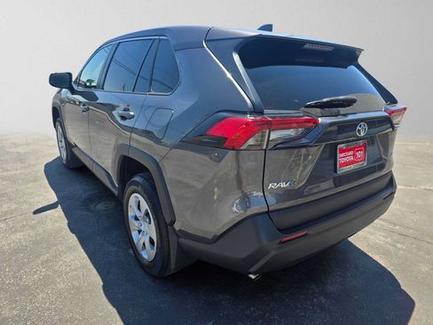 Used 2023 Toyota RAV4 LE FWD image 5