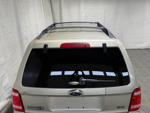 Used 2010 Ford Escape XLT image 7