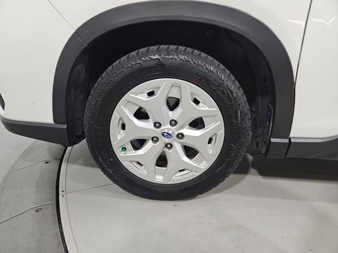 Used 2021 Subaru Forester AWD/4WD image 26