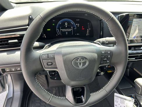 New 2026 Toyota Camry SE FWD image 18
