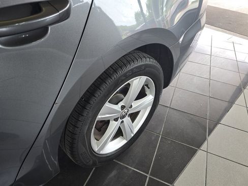 Used 2013 Volkswagen Passat TDI SE FWD image 30
