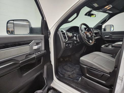 Used 2022 RAM 2500 Big Horn AWD/4WD image 11