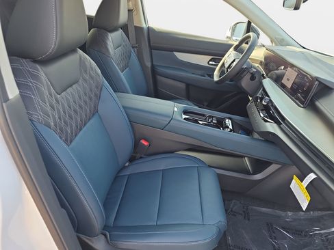 New 2026 Nissan Murano Platinum w/ Cargo Package image 10