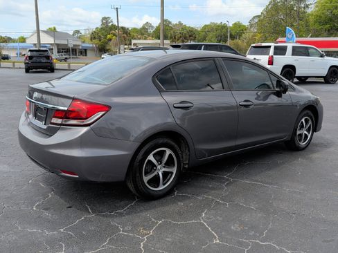 Used 2015 Honda Civic SE image 4