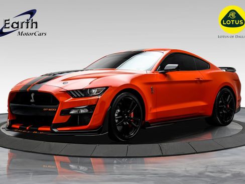 Used 2022 Ford Mustang Shelby GT500 w/ Technology Package image 1