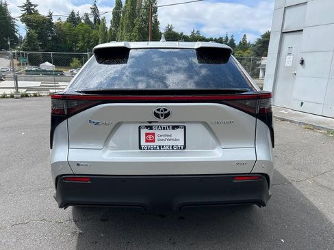 Certified 2024 Toyota bZ4X AWD image 5