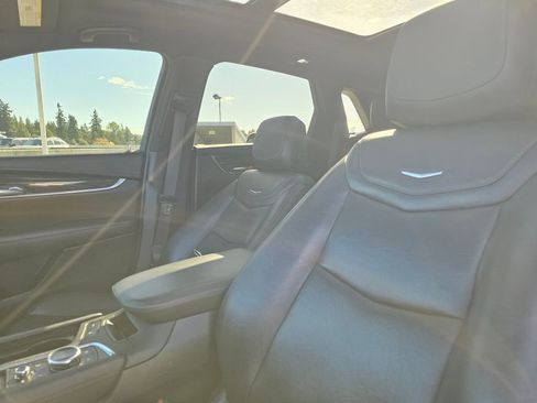 Used 2021 Cadillac XT5 Premium Luxury image 24