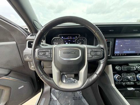 Used 2021 GMC Yukon XL Denali AWD/4WD image 20