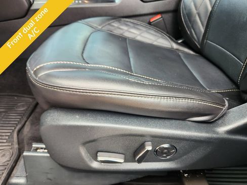 Used 2018 Ford Explorer Platinum AWD/4WD image 10