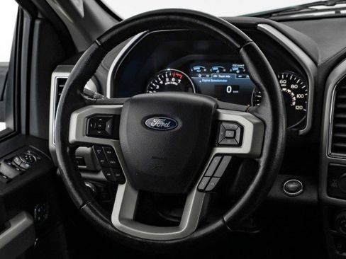 Used 2019 Ford F150 Lariat image 14