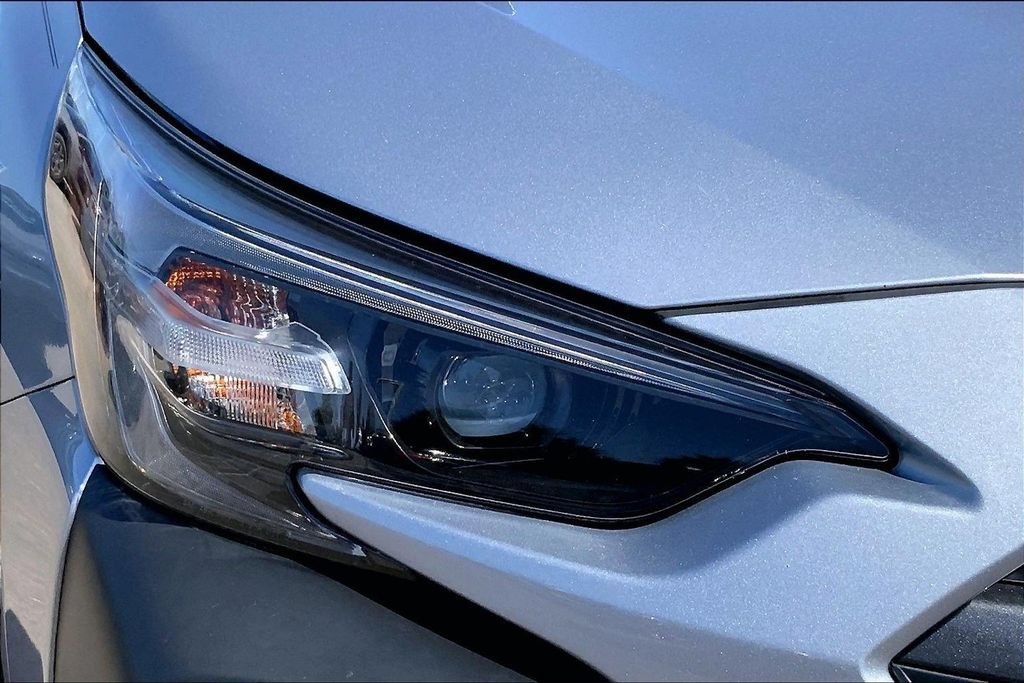 Used 2025 Subaru Outback Premium AWD/4WD image 31
