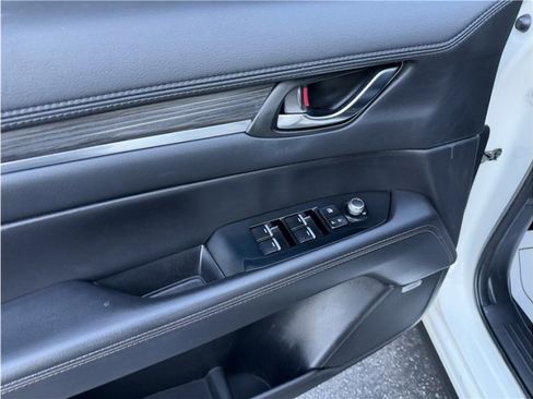 Used 2019 MAZDA CX-5 Grand Touring image 17