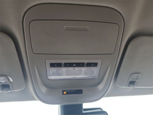 Used 2019 GMC Canyon Denali image 21