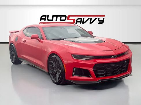 Used 2021 Chevrolet Camaro ZL1 RWD image 1