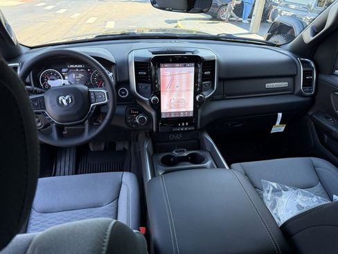 New 2026 RAM 1500 4x4 Crew Cab image 18