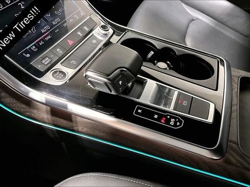 Certified 2021 Audi Q8 Premium Plus AWD/4WD image 10