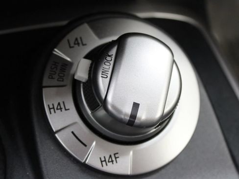 Used 2023 Toyota 4Runner Limited AWD/4WD image 20