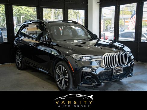 Used 2020 BMW X7 xDrive40i w/ M Sport Package AWD/4WD image 3