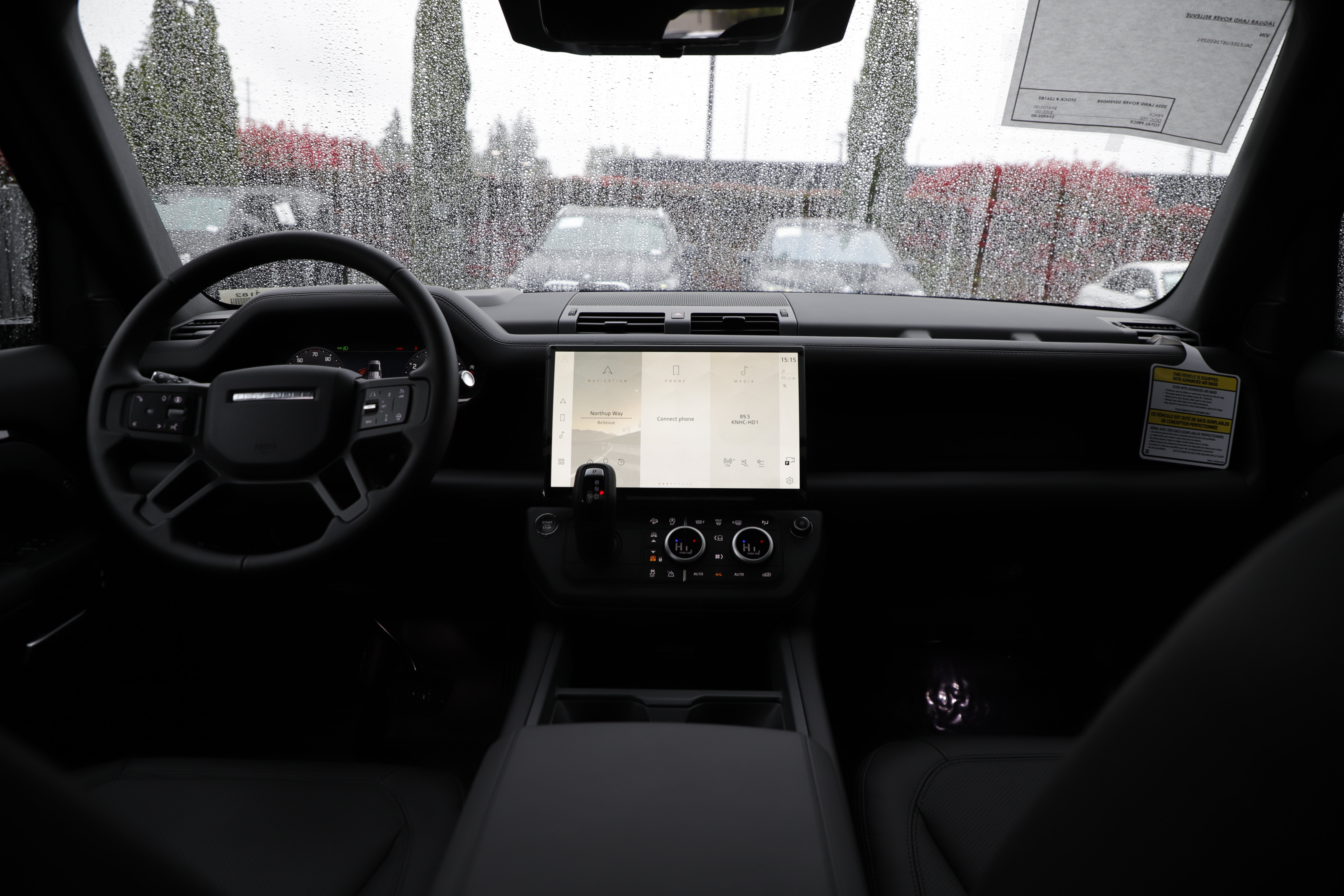 New 2026 Land Rover Defender 110 X-Dynamic SE AWD/4WD image 16