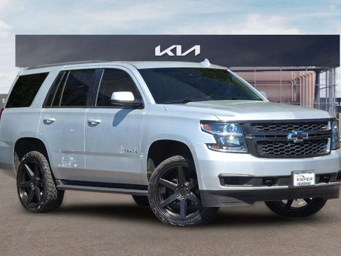 Used 2017 Chevrolet Tahoe LT AWD/4WD image 2