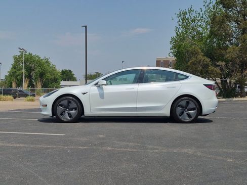 Used 2019 Tesla Model 3 Mid Range RWD image 8