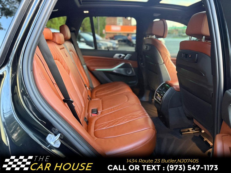 Used 2021 BMW X5 M50i w/ Executive Package AWD/4WD image 21