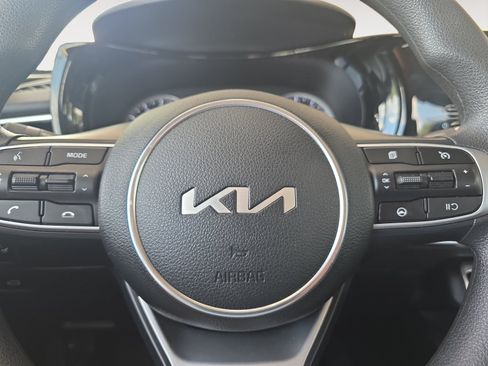Certified 2023 Kia K5 LXS FWD image 11