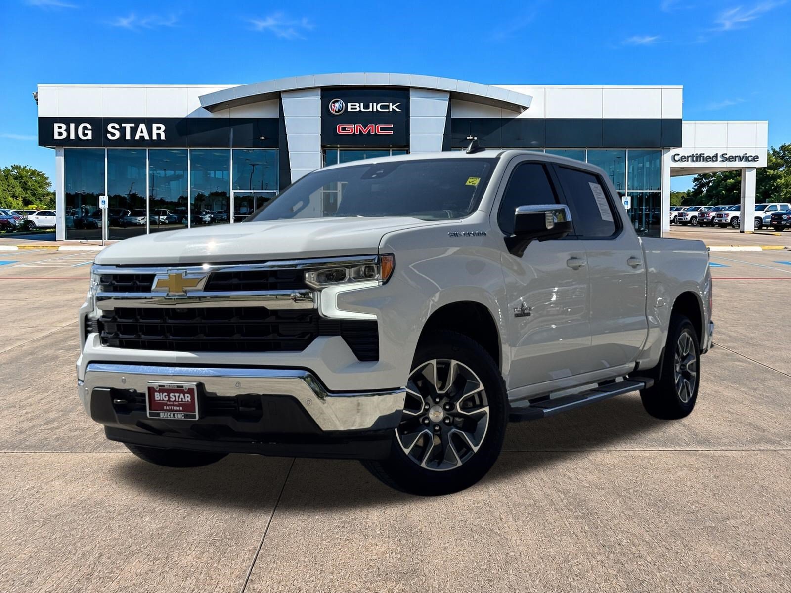 Used 2025 Chevrolet Silverado 1500 LT w/ Texas Edition Plus RWD image 2