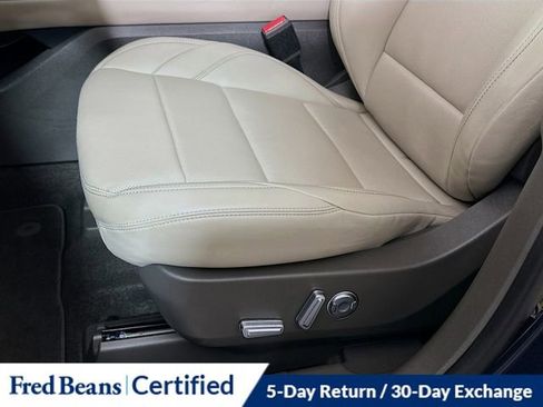 Used 2024 Lincoln Nautilus Premier w/ Equipment Group 102A image 22