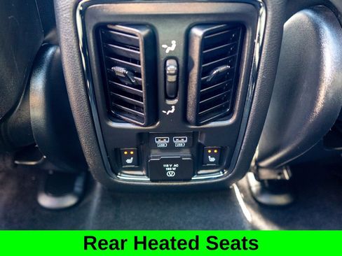 Used 2020 Jeep Grand Cherokee Overland AWD/4WD image 14