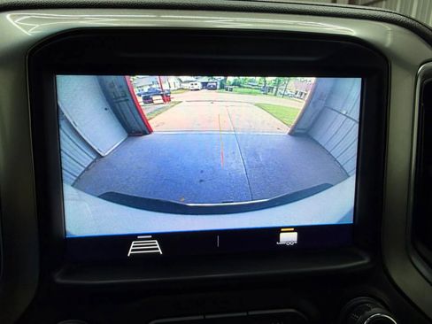 Used 2020 Chevrolet Silverado 2500 LT w/ Z71 Off-Road Package image 21