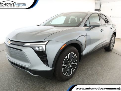 Used 2024 Chevrolet Blazer EV LT image 1