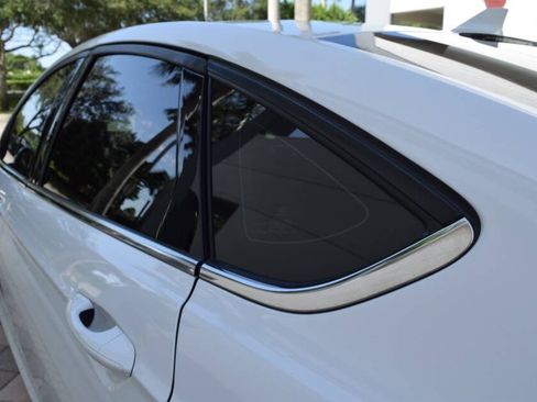 Used 2020 Ford Fusion SE FWD image 32