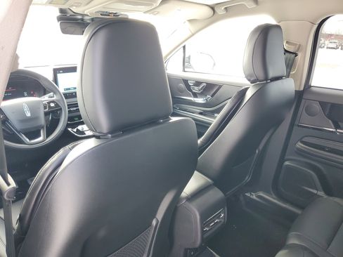 New 2026 Lincoln Corsair Premiere image 26