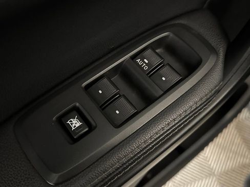 Used 2021 Ford Ranger Lariat w/ Tremor Off-Road Package image 18