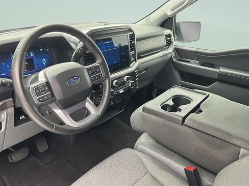 Used 2025 Ford F150 XLT w/ Equipment Group 301A Standard AWD/4WD image 13