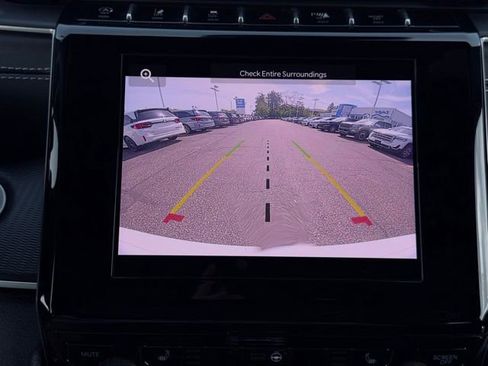 Used 2025 Jeep Grand Cherokee Altitude AWD/4WD image 37