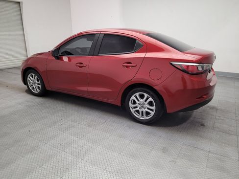 Used 2018 Toyota Yaris iA FWD image 3