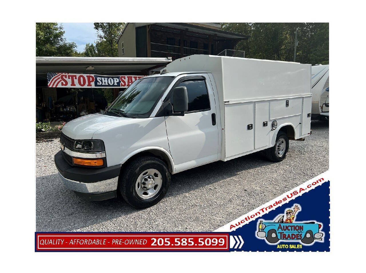 Used 2023 Chevrolet Express 3500 w/ Power Convenience Package RWD image 1