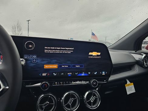 New 2026 Chevrolet Blazer EV LT AWD/4WD image 16